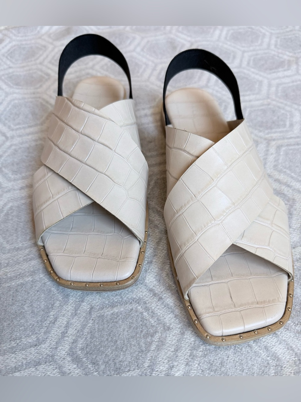 Freda Salvador Ray Sandals Croc Embossed Leather Slingback Cream Black Women’s 7